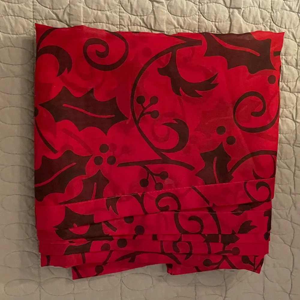 Happy Holidays Red & Black Shower Curtain & 12 Red Shower Curtain Rings